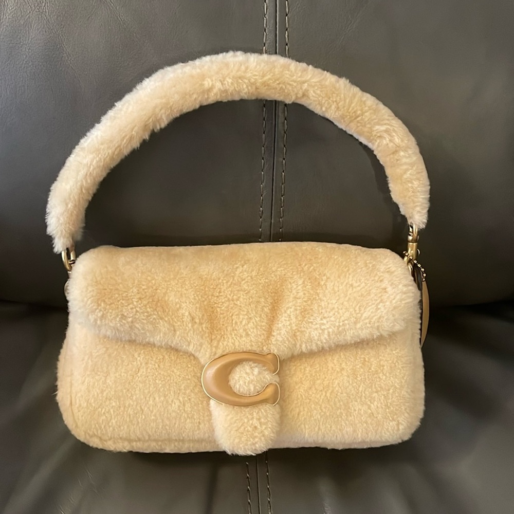 Coach Tabby 26 in Shearling